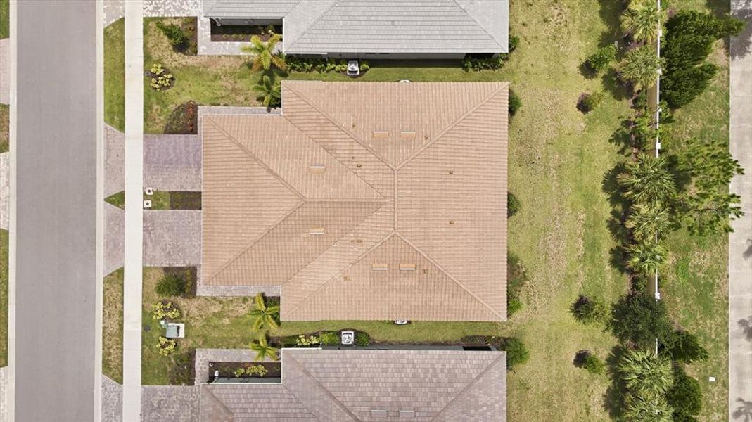 Image 39 of a home in Wellen Park.