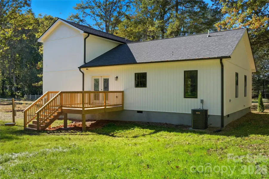 Exterior details and patio area of a home in , Winston-Salem (Image 3).