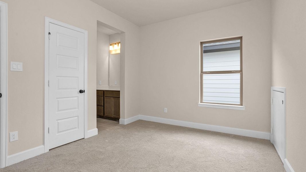 Spacious, unfurnished interior of a new home in StoneCreek Estates, Richmond (Image 13).