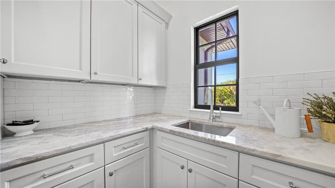 Furnished interior view inside a new home in , Port Charlotte (Image 53).