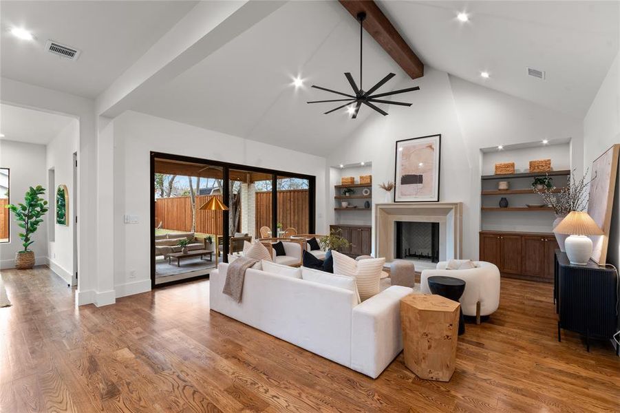 Furnished interior view inside a new home in , Dallas (Image 7).