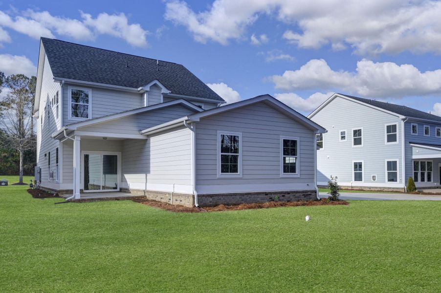 Exterior details and patio area of a home in Clubside Reserve at Summerlake, Lexington (Image 4).