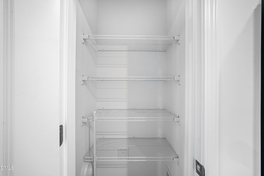 SUN_CrescentTownes_Pic_Savannah_Pantry_1