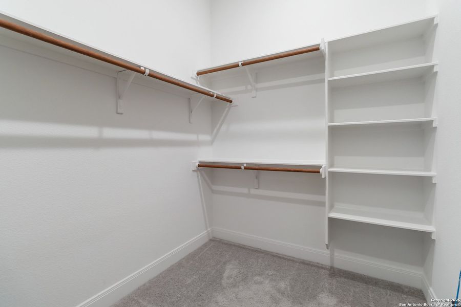 Image 47 of a home in Woodbridge Farms.