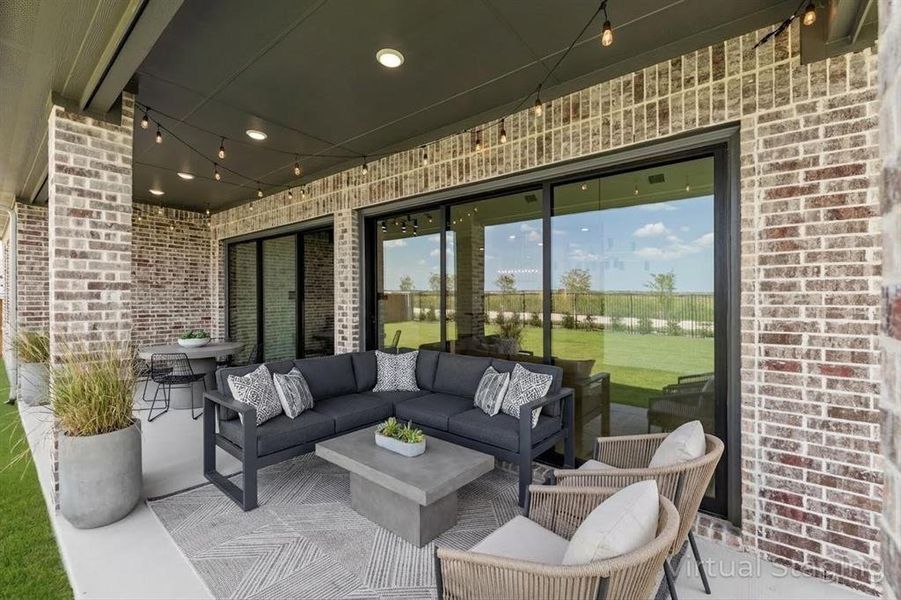 1570 Binkley Ave - Covered Porch VS