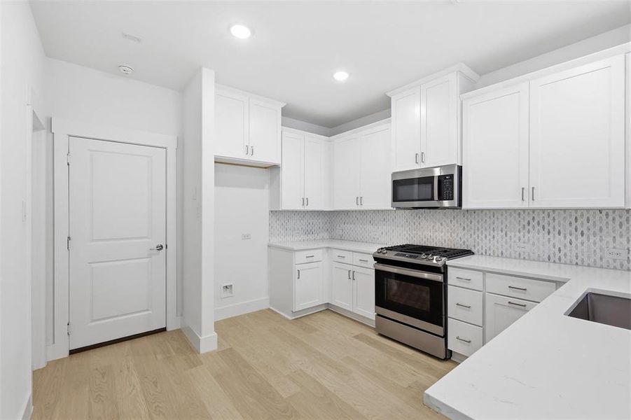Furnished interior view inside a new home in , Arlington (Image 5).