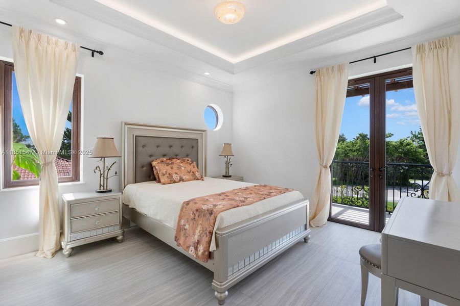 Furnished interior view inside a new home in , Surfside (Image 27).