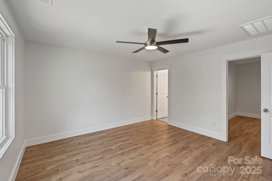 Spacious, unfurnished interior of a new home in , Hickory (Image 42).