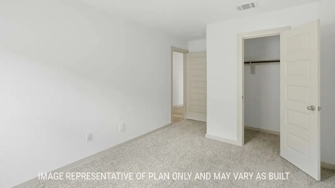 Representative unfurnished interior of a home built from the Elgin by D.R. Horton in Woodland Park, Beaumont (Image 21).