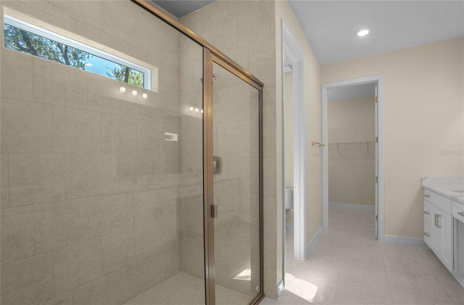 Image 47 of a home in .