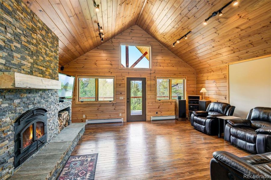 Image 41 of a home in .