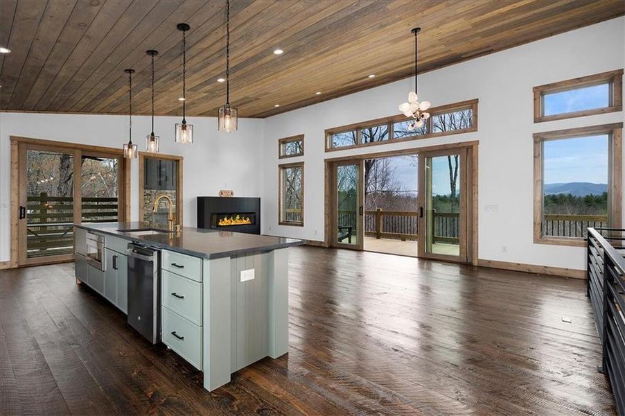 Image 33 of a home in .