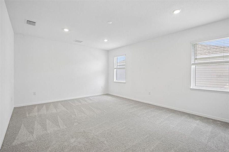 Spacious, unfurnished interior of a new home in Tiburon, Nokomis (Image 33). Spacious, unfurnished interior of a new home in Tiburon, Nokomis (Image 33).