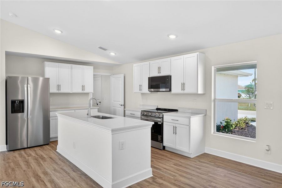 Furnished interior view inside a new home in Cape Coral, Cape Coral (Image 8).