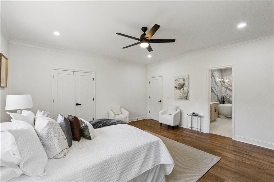 Furnished interior view inside a new home in , Decatur (Image 17).