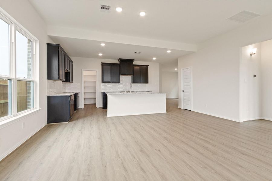 Image 5 of a home in Cypress Green. Image 5 of a home in Cypress Green.