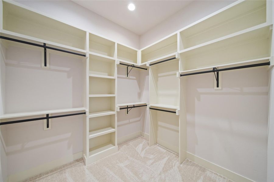 Image 42 of a home in .