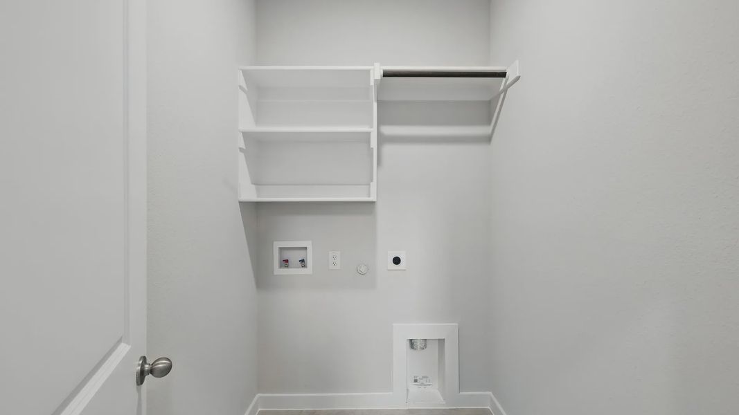 Spacious, unfurnished interior of a new home in Churchill, Anna (Image 17). Spacious, unfurnished interior of a new home in Churchill, Anna (Image 17).