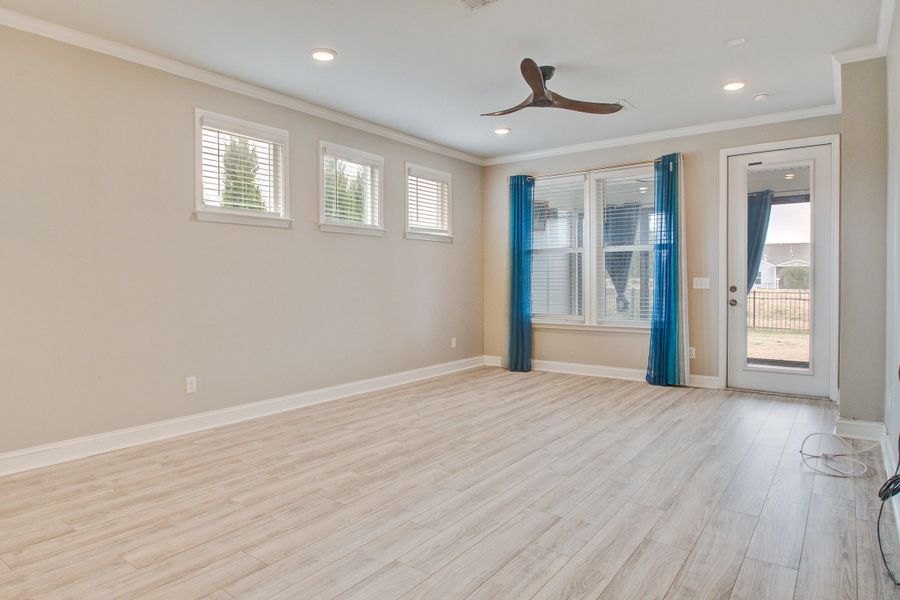 Spacious, unfurnished interior of a new home in , Summerville (Image 20).