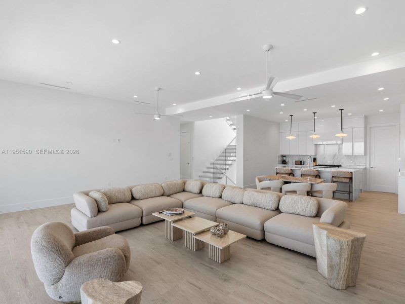 Furnished interior view inside a new home in , Marathon (Image 15).