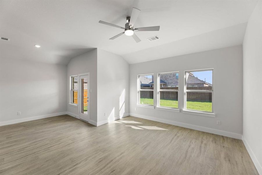 228 Tradd-Living Room-3 228 Tradd-Living Room-3