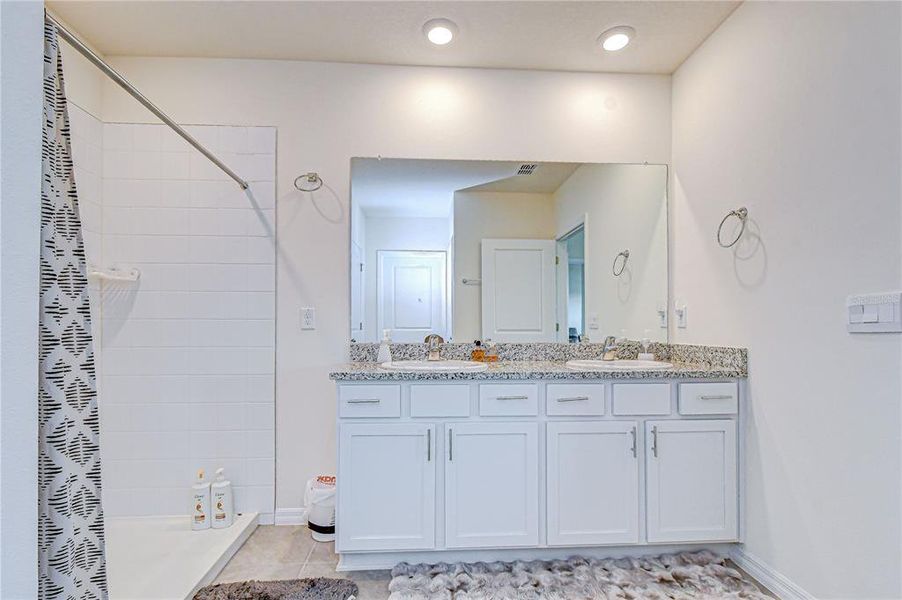 Furnished interior view inside a new home in , Zephyrhills (Image 42). Furnished interior view inside a new home in , Zephyrhills (Image 42).