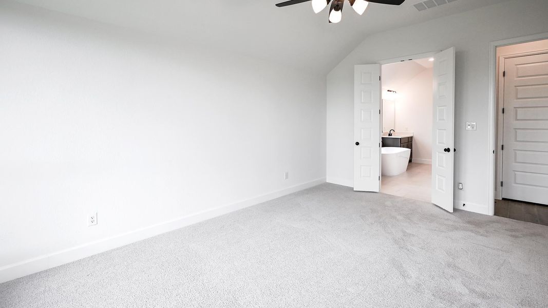 Spacious, unfurnished interior of a new home in Juniper Springs, Lockhart (Image 15). Spacious, unfurnished interior of a new home in Juniper Springs, Lockhart (Image 15).
