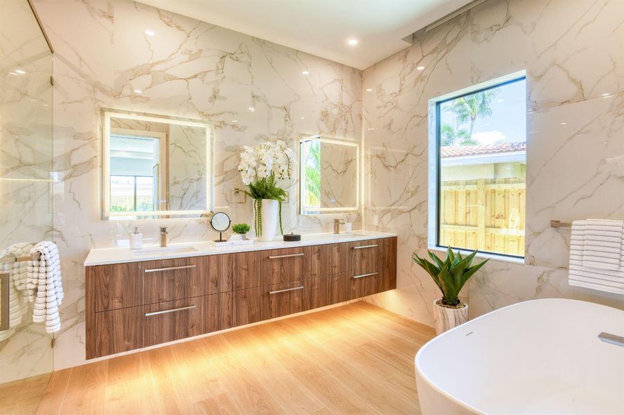 8 Master Bathroom 1 (2)