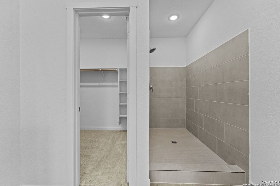 Image 21 of a home in Parkside: Coastline Collection. Image 21 of a home in Parkside: Coastline Collection.