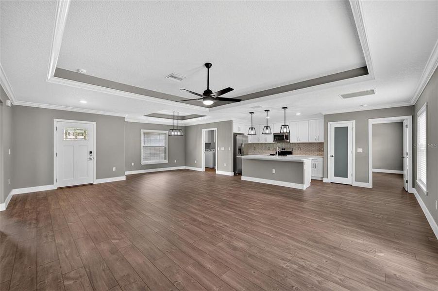 Spacious, unfurnished interior of a new home in , Dade City (Image 41). Spacious, unfurnished interior of a new home in , Dade City (Image 41).