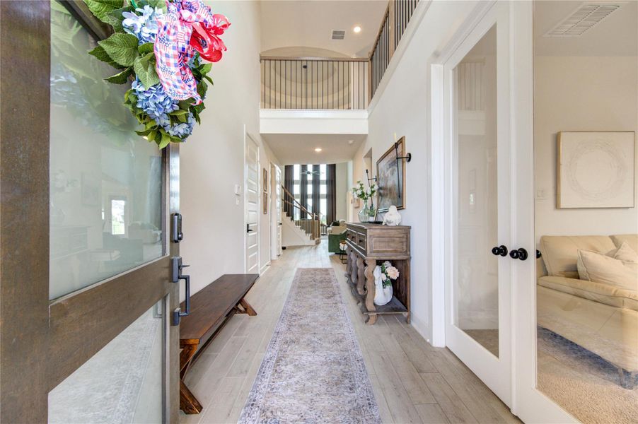 Furnished interior view inside a new home in Cross Creek West, Fulshear (Image 5).