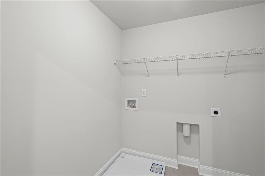 Spacious, unfurnished interior of a new home in Rose Creek, Cumming (Image 24). Spacious, unfurnished interior of a new home in Rose Creek, Cumming (Image 24).