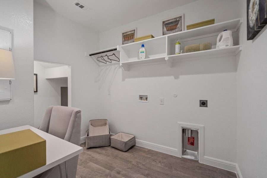 Furnished interior view inside a new home in Bluestem, Rhome (Image 5).