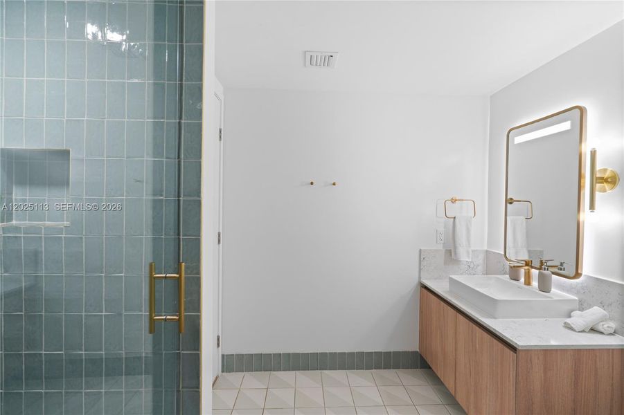 Furnished interior view inside a new home in Natiivo Miami, Miami (Image 10). Furnished interior view inside a new home in Natiivo Miami, Miami (Image 10).