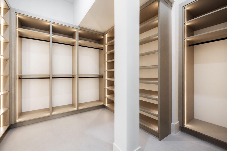 HER CLOSET
