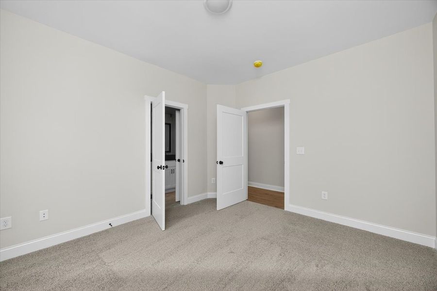 Spacious, unfurnished interior of a new home in White Oaks, The Rock (Image 34). Spacious, unfurnished interior of a new home in White Oaks, The Rock (Image 34).
