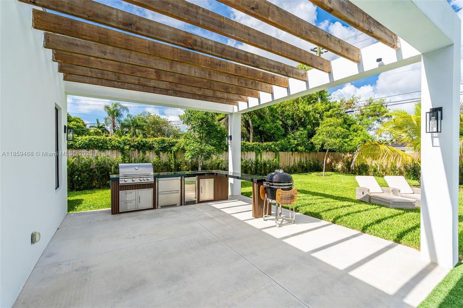 Furnished interior view inside a new home in , Miami (Image 8).