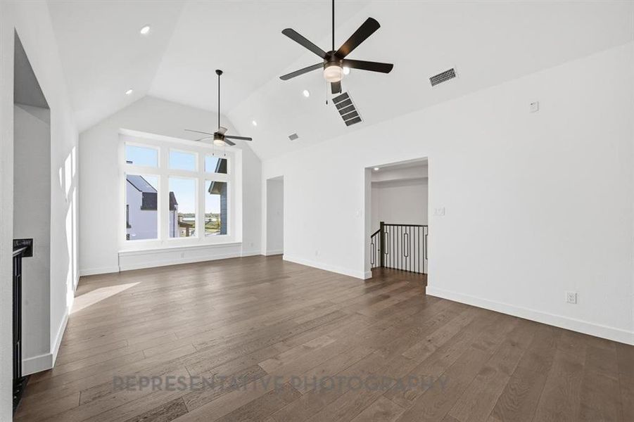 Spacious, unfurnished interior of a new home in Mosaic, Prosper (Image 30).