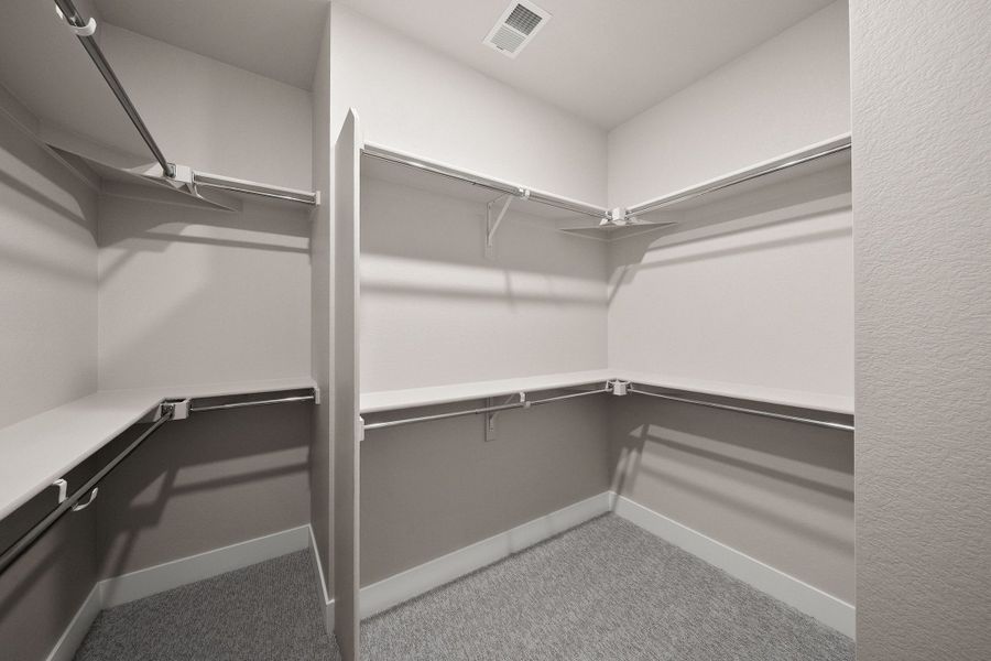 Spacious, unfurnished interior of a new home in Trumark Homes at Sterling Ranch, Littleton (Image 31).
