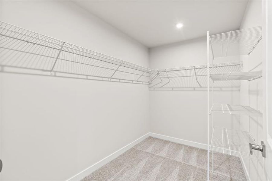 Spacious, unfurnished interior of a new home in Lakes at Riverbend, Navassa (Image 14).