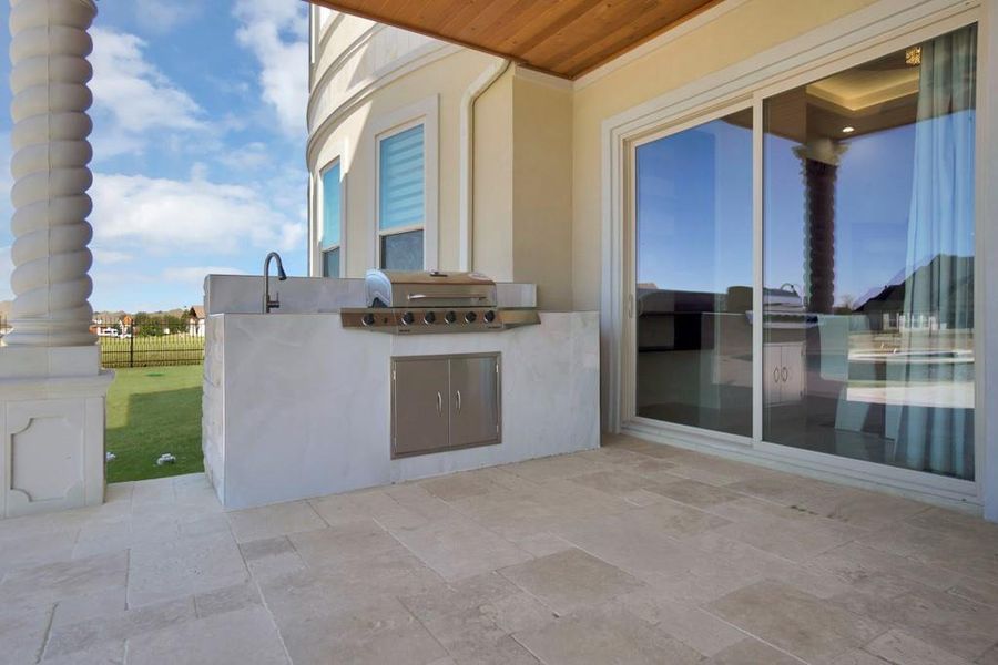 View of patio / terrace featuring area for grilling and grilling area