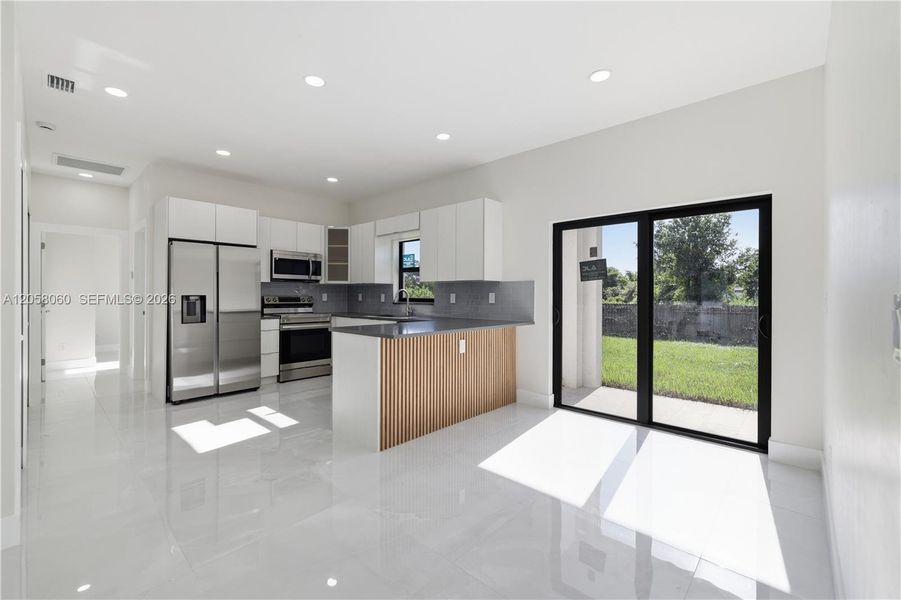 Furnished interior view inside a new home in , Lehigh Acres (Image 7).