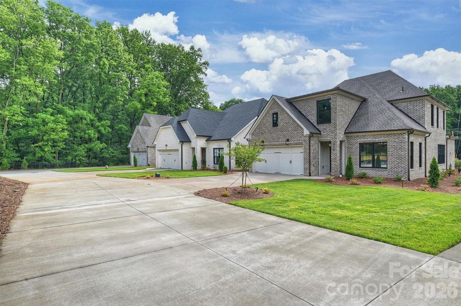 Private drive to these three homes