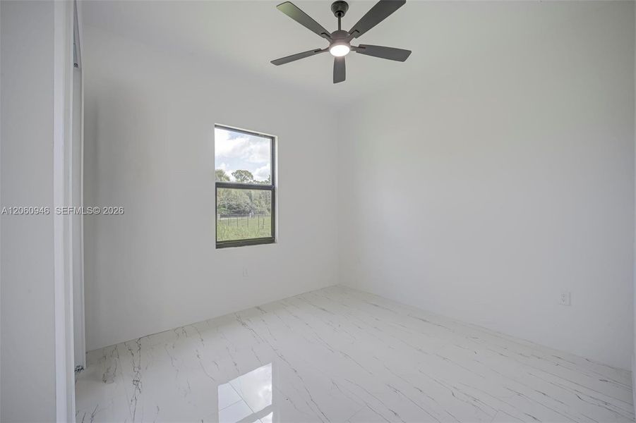 Spacious, unfurnished interior of a new home in , Lehigh Acres (Image 15).