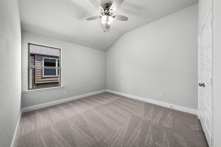 Spacious, unfurnished interior of a new home in Fox Landing, Caddo Mills (Image 22).