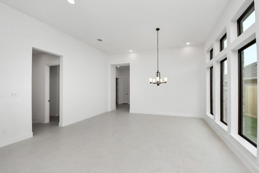 Spacious, unfurnished interior of a new home in Candela South, Richmond (Image 18).