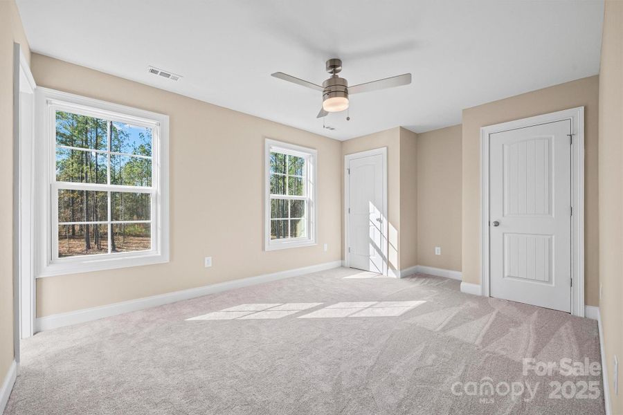 Spacious, unfurnished interior of a new home in , Rock Hill (Image 29).