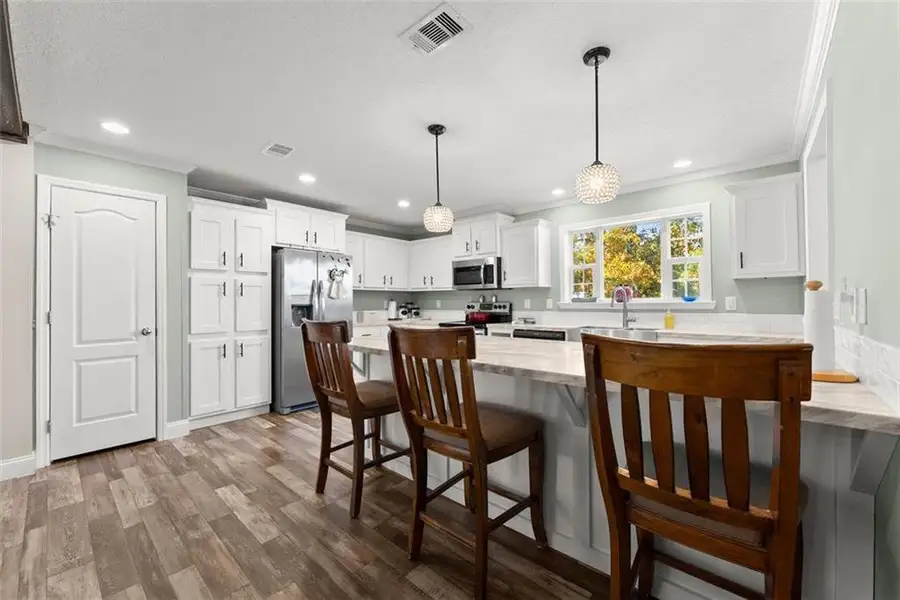 Furnished interior view inside a new home in , Alto (Image 4).