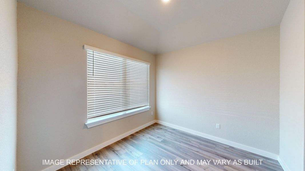 Spacious, unfurnished interior of a new home in Turnbo Ranch, Killeen (Image 15).