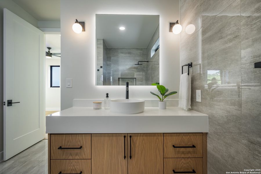 Furnished interior view inside a new home in , San Antonio (Image 38).